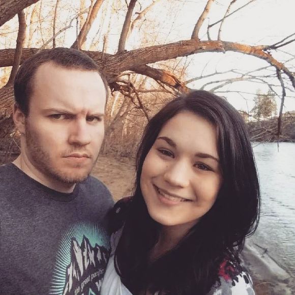 Meet your Posher, Hannah - Picture 1 of 1